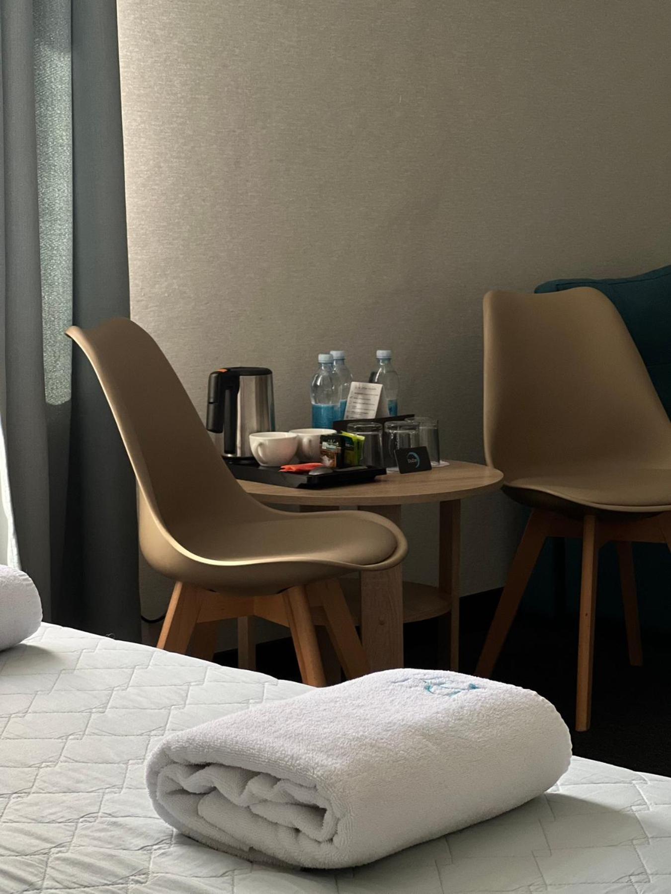 Hotel Dozari Korostyshiv Exteriör bild